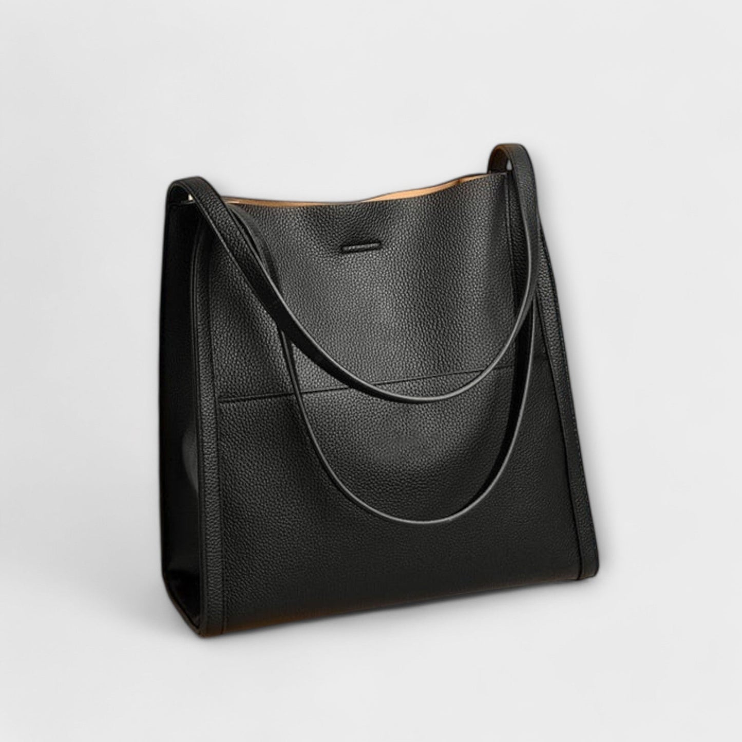 Bolsa de cuero hecha a mano