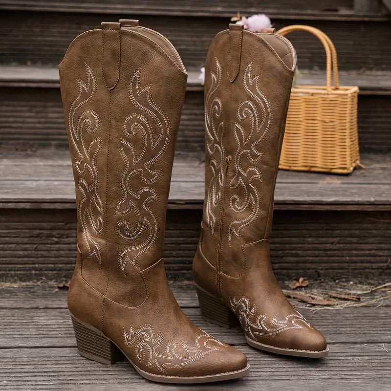 Culza | Botas Altas Bordadas