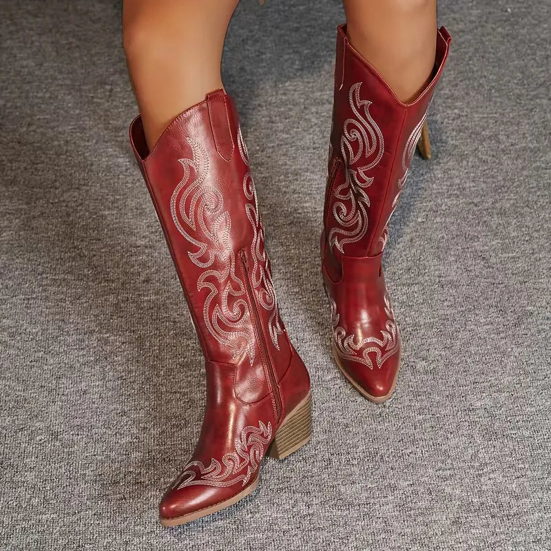 Culza | Botas Altas Bordadas